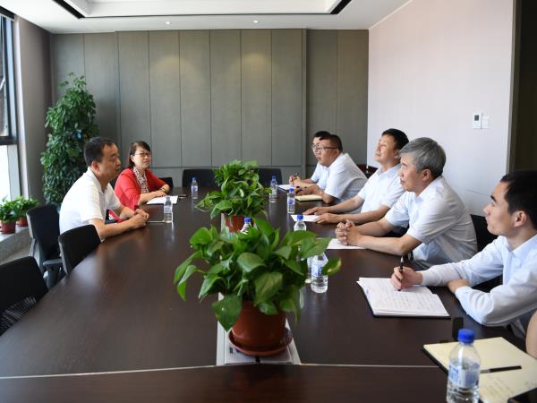 1499481891663765.jpg 洮北副書記來訪.JPG