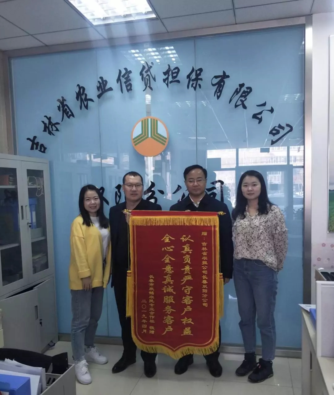 1556588532500029.jpg 1556588532500029.jpg